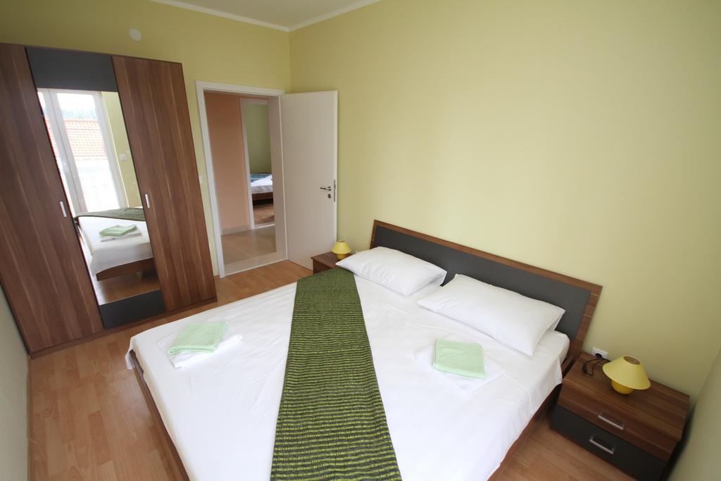 Apartment Franusic Cilipi Ngoại thất bức ảnh